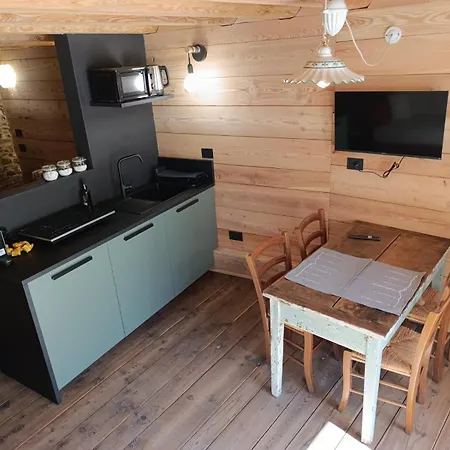 Aco De Ieio - Chianale Apartment